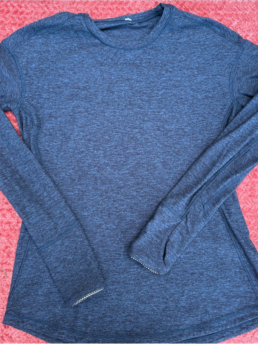 Women's Long Sleeve Lululemon size 6- Blue with thumb holes